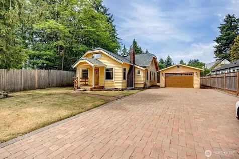 1918 N 115th Street Seattle WA 98133