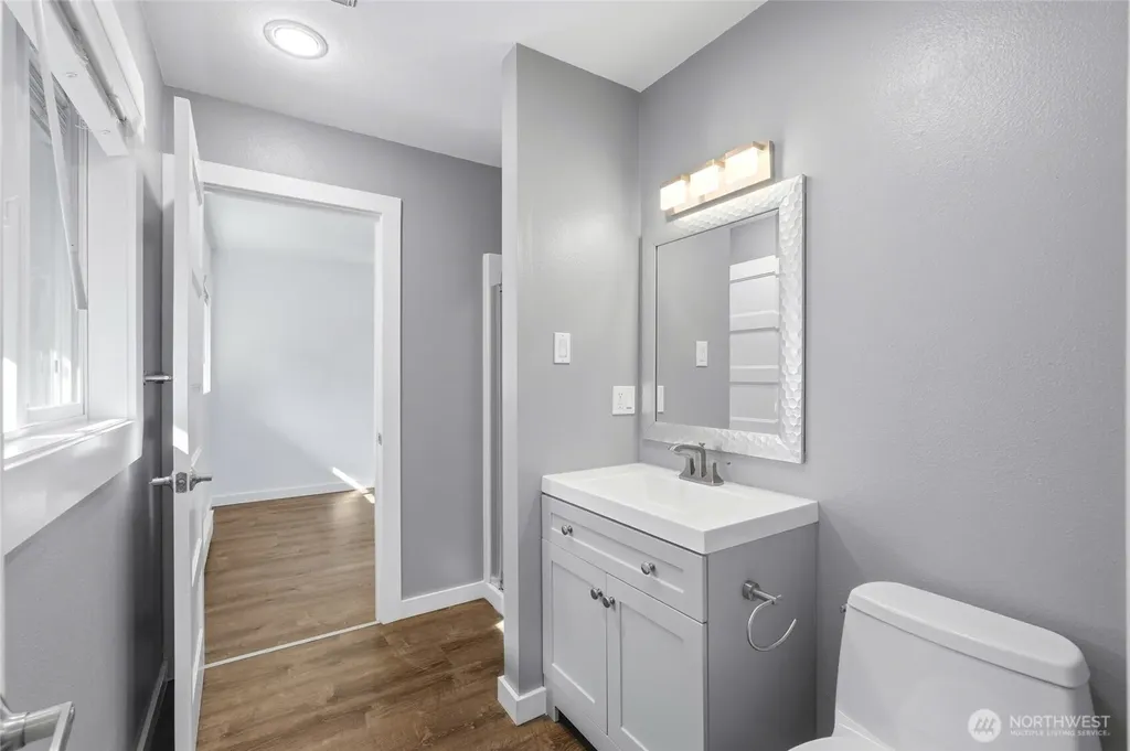 8145 Sandy Hook Terrace Clinton WA 98236