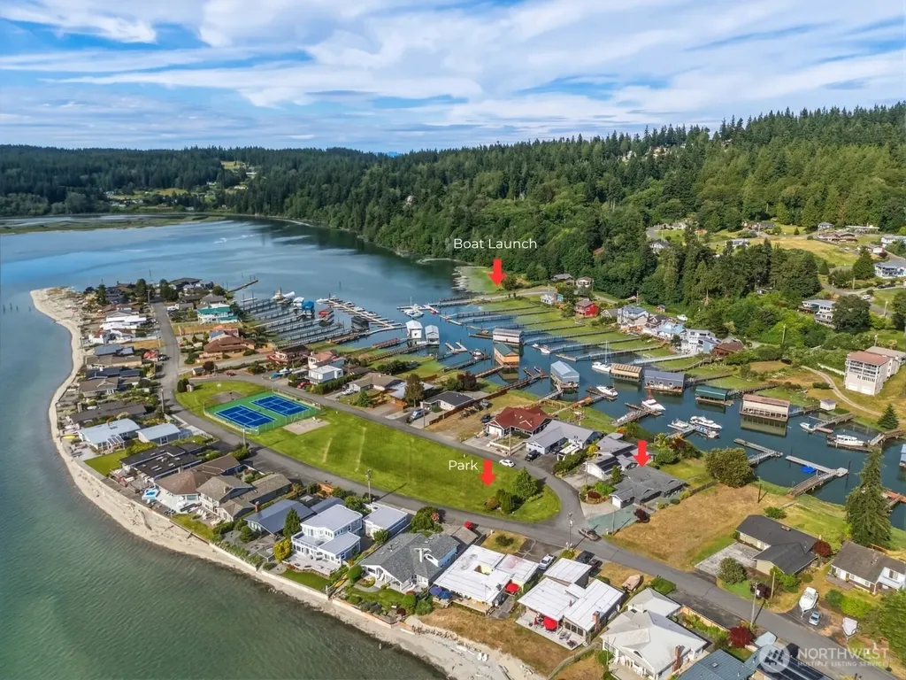8145 Sandy Hook Terrace Clinton WA 98236