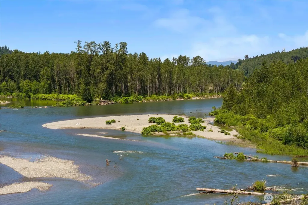 15806 201st Place SE Monroe WA 98272