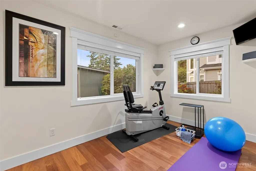 15734 SE 26th Street Bellevue WA 98008
