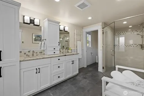15734 SE 26th Street Bellevue WA 98008