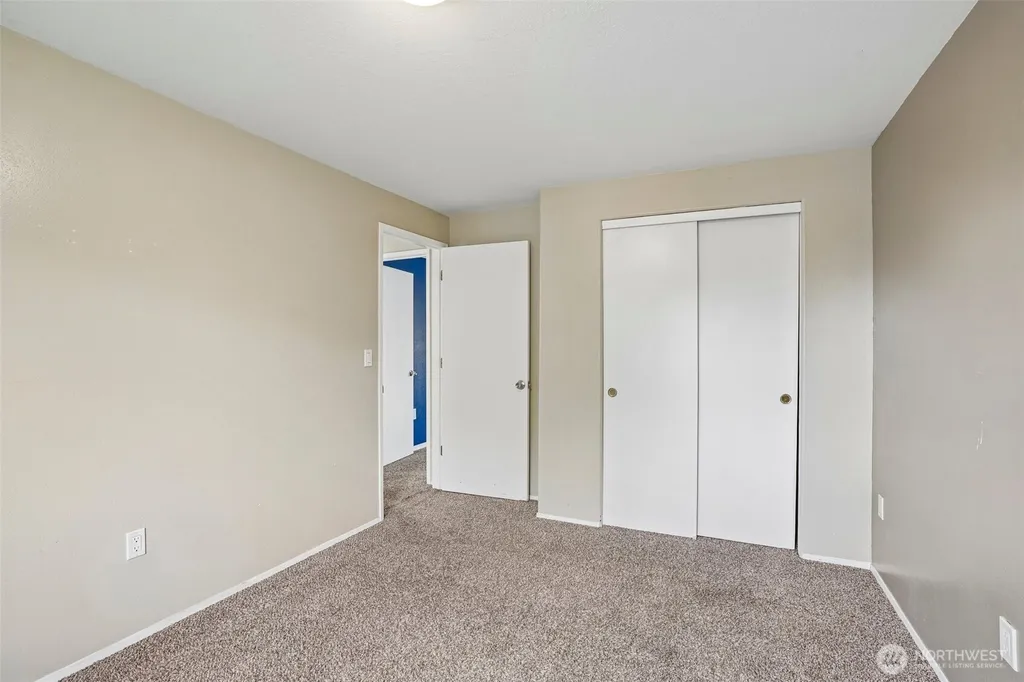 15805 NE 70th Street Vancouver WA 98682
