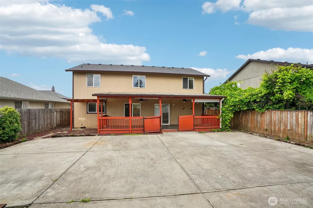 15805 NE 70th Street Vancouver WA 98682