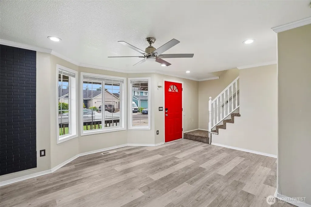 15805 NE 70th Street Vancouver WA 98682