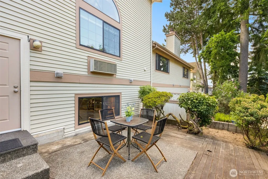 1572 NE 177th Street Shoreline WA 98155