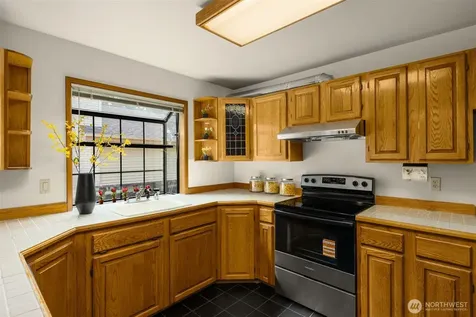 1572 NE 177th Street Shoreline WA 98155