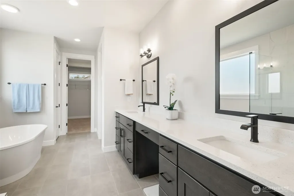 5416 Lonicera Drive Blaine WA 98230