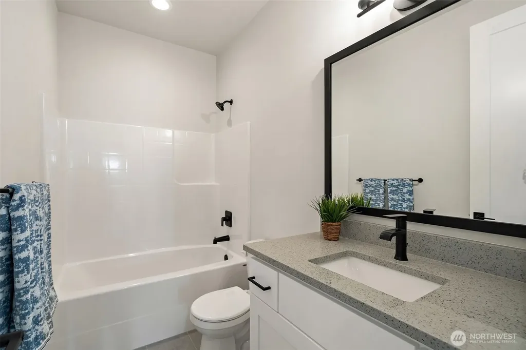 5416 Lonicera Drive Blaine WA 98230