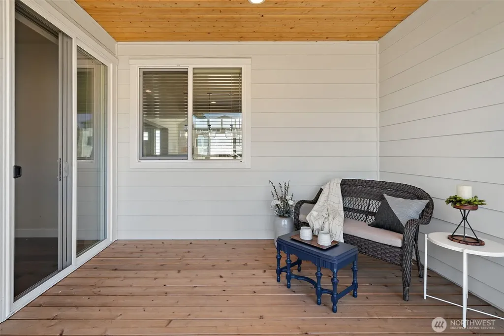 5416 Lonicera Drive Blaine WA 98230