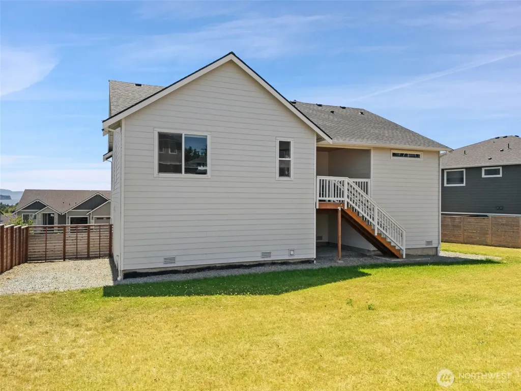5416 Lonicera Drive Blaine WA 98230