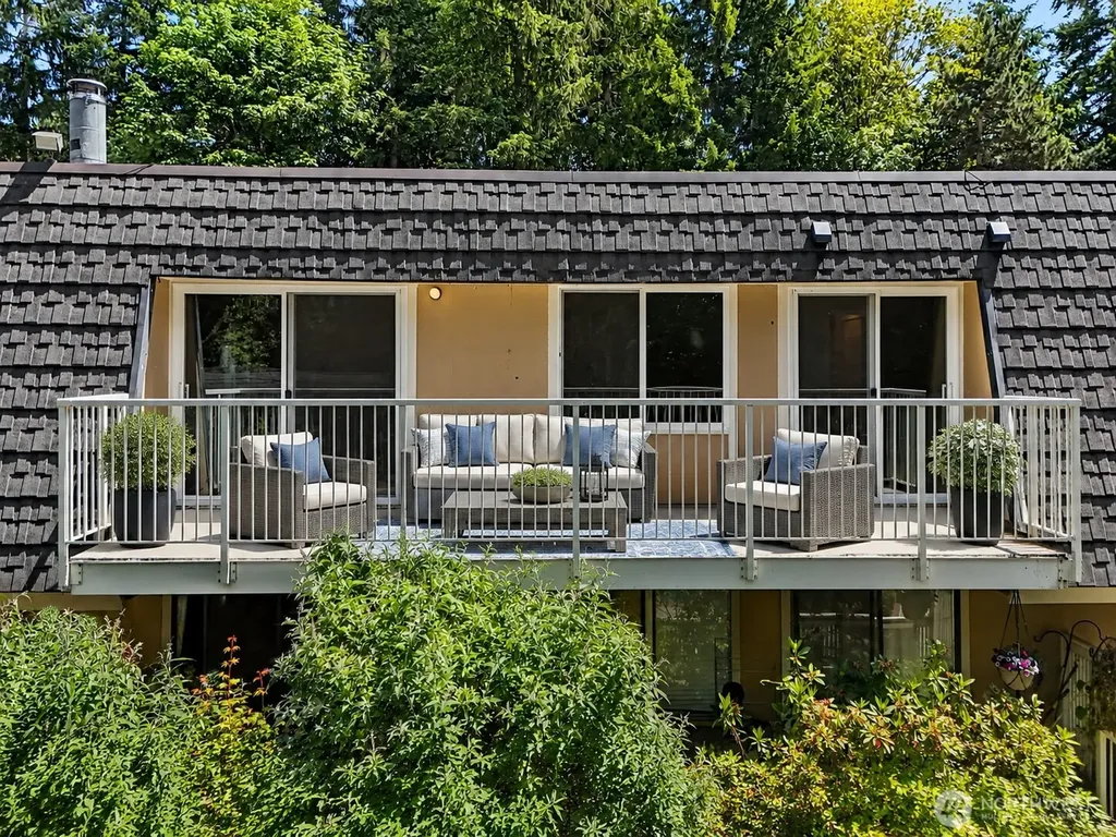 9905 NE 124 Street Kirkland WA 98034