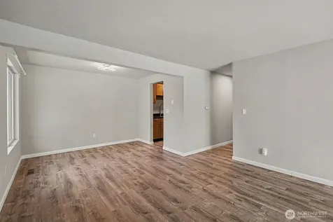 9905 NE 124 Street Kirkland WA 98034
