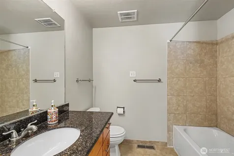 9905 NE 124 Street Kirkland WA 98034