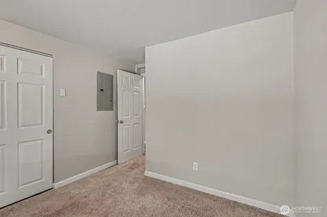 9905 NE 124 Street Kirkland WA 98034