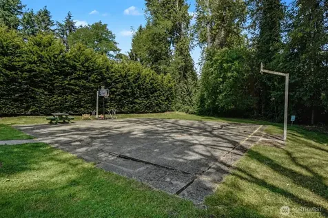 9905 NE 124 Street Kirkland WA 98034