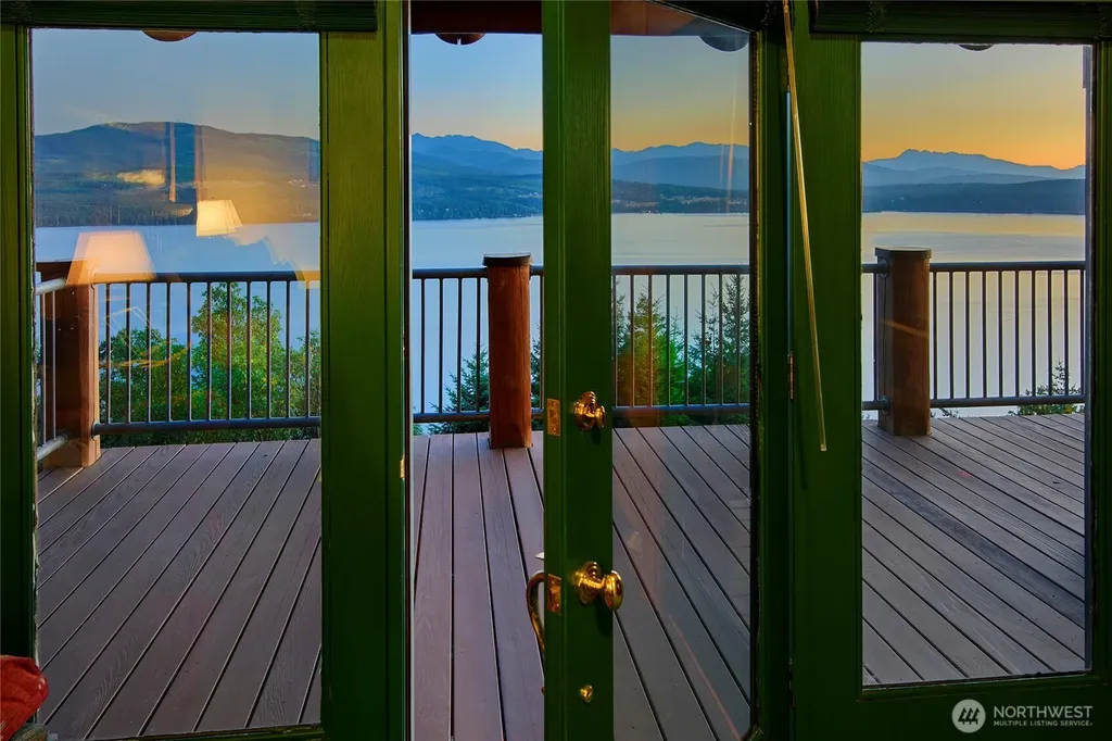 53 Combs Place Port Townsend WA 98368