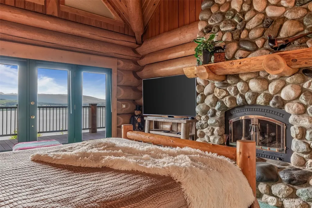 53 Combs Place Port Townsend WA 98368