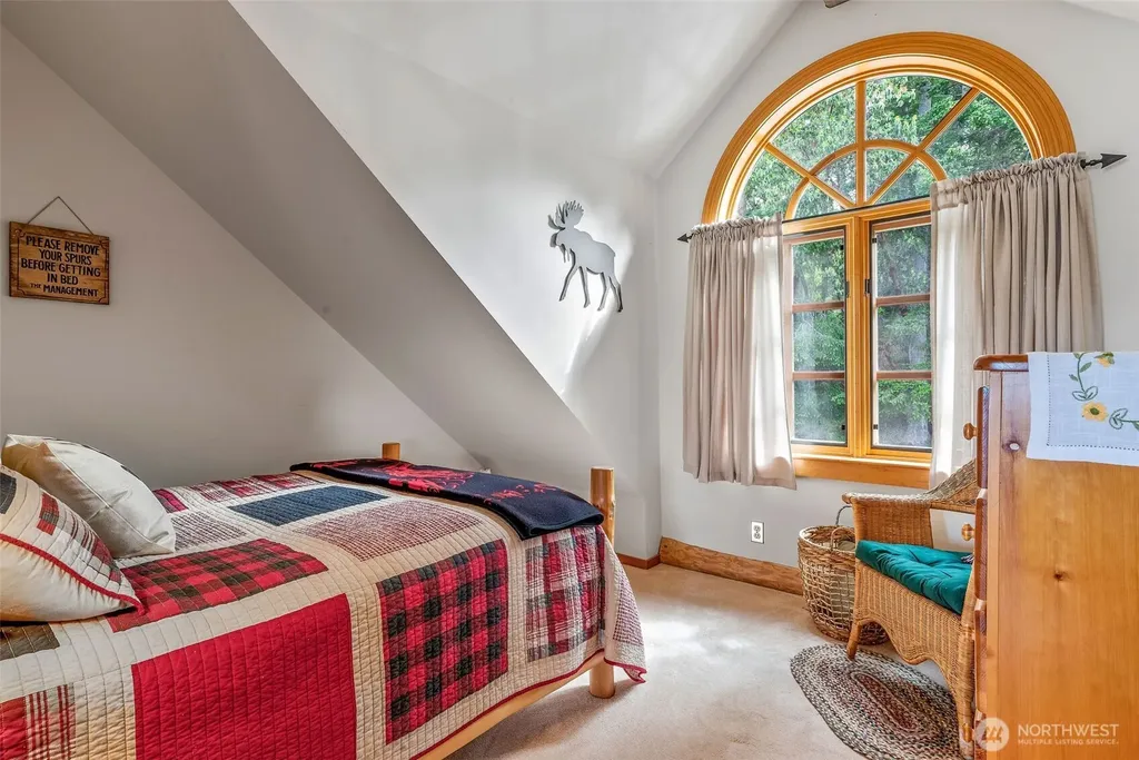 53 Combs Place Port Townsend WA 98368