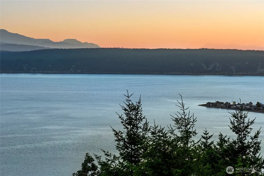 53 Combs Place Port Townsend WA 98368