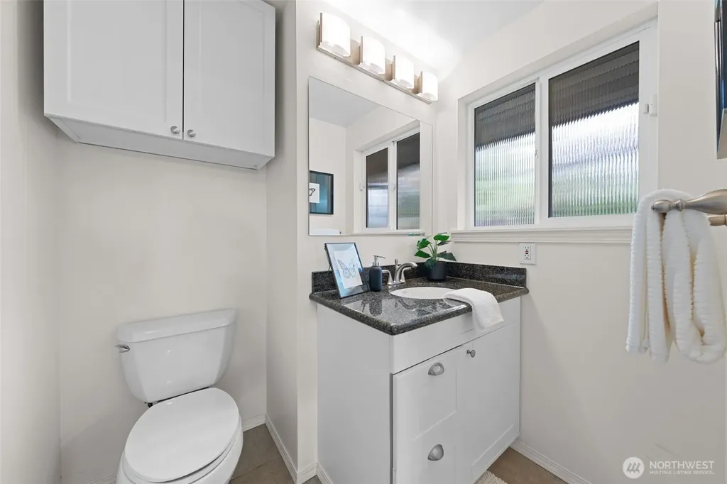 5918 128th Avenue SE Bellevue WA 98006
