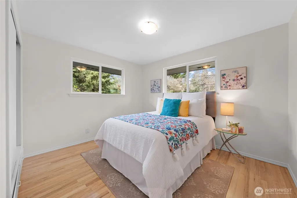 5918 128th Avenue SE Bellevue WA 98006