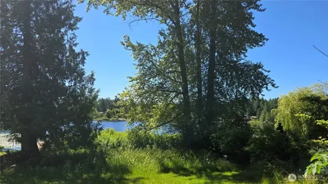 178 E Lake Desire Renton WA 98058