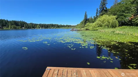 178 E Lake Desire Renton WA 98058