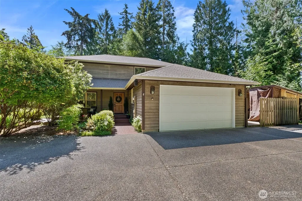 3627 Snug Harbor Road NE Olympia WA 98506