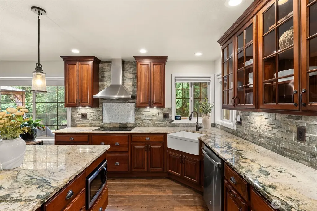 3627 Snug Harbor Road NE Olympia WA 98506