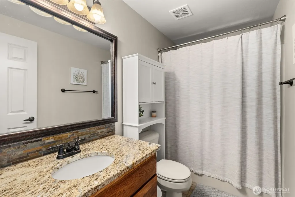 3627 Snug Harbor Road NE Olympia WA 98506