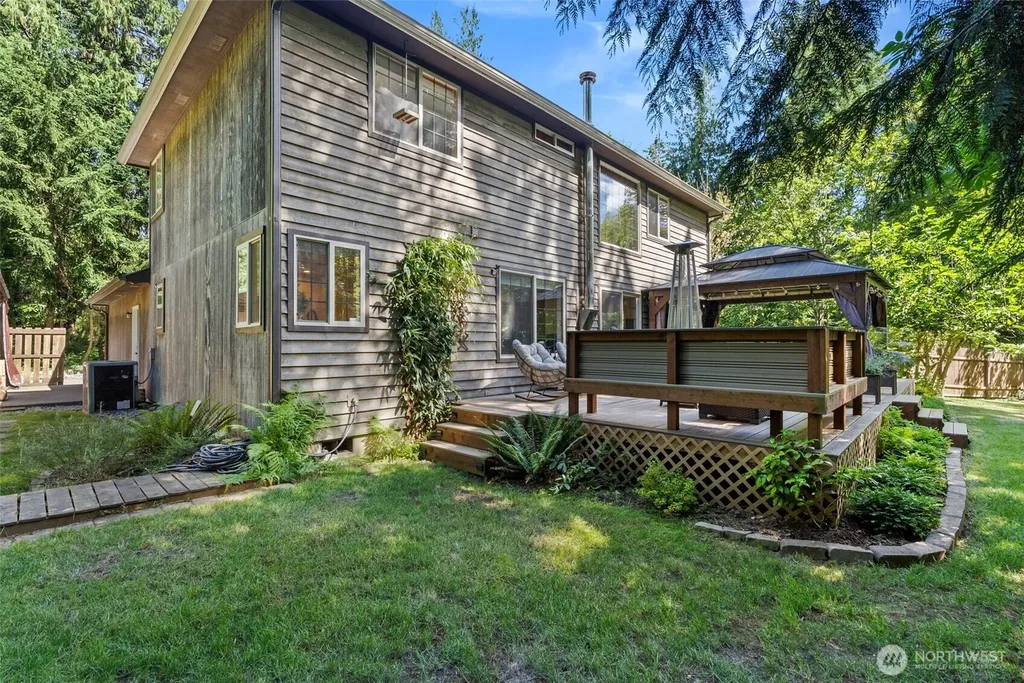 3627 Snug Harbor Road NE Olympia WA 98506