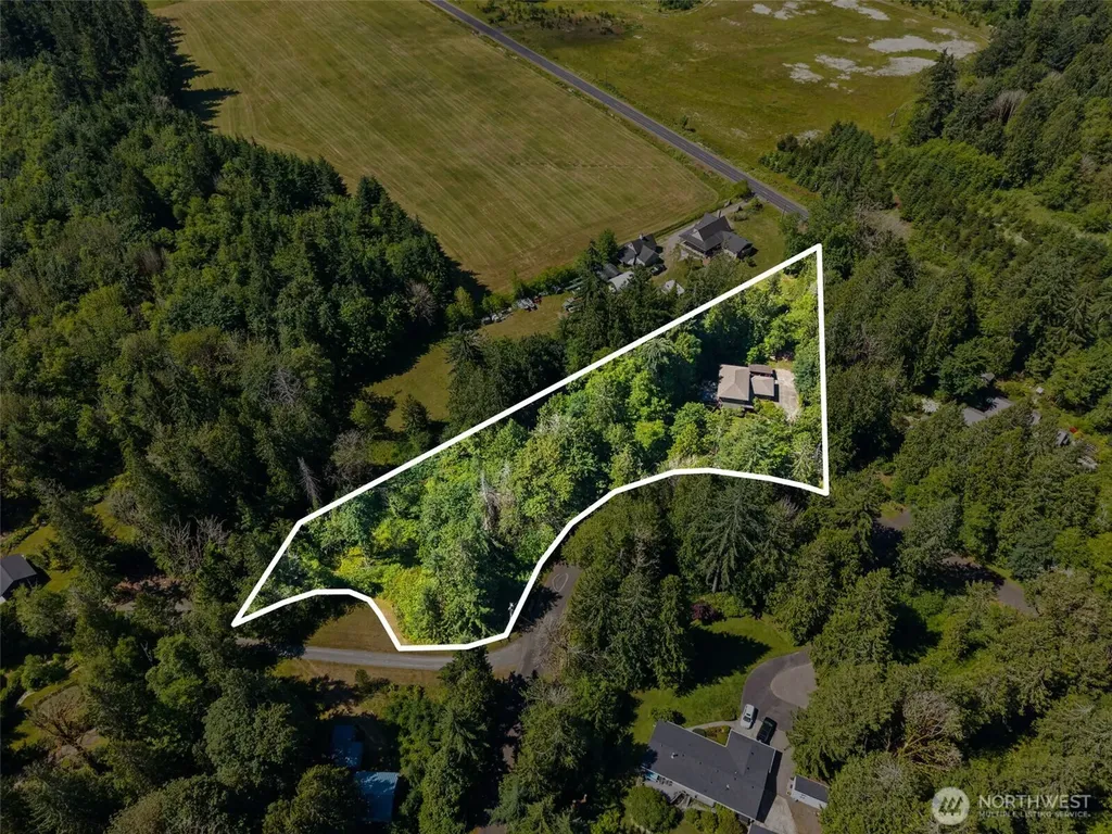 3627 Snug Harbor Road NE Olympia WA 98506