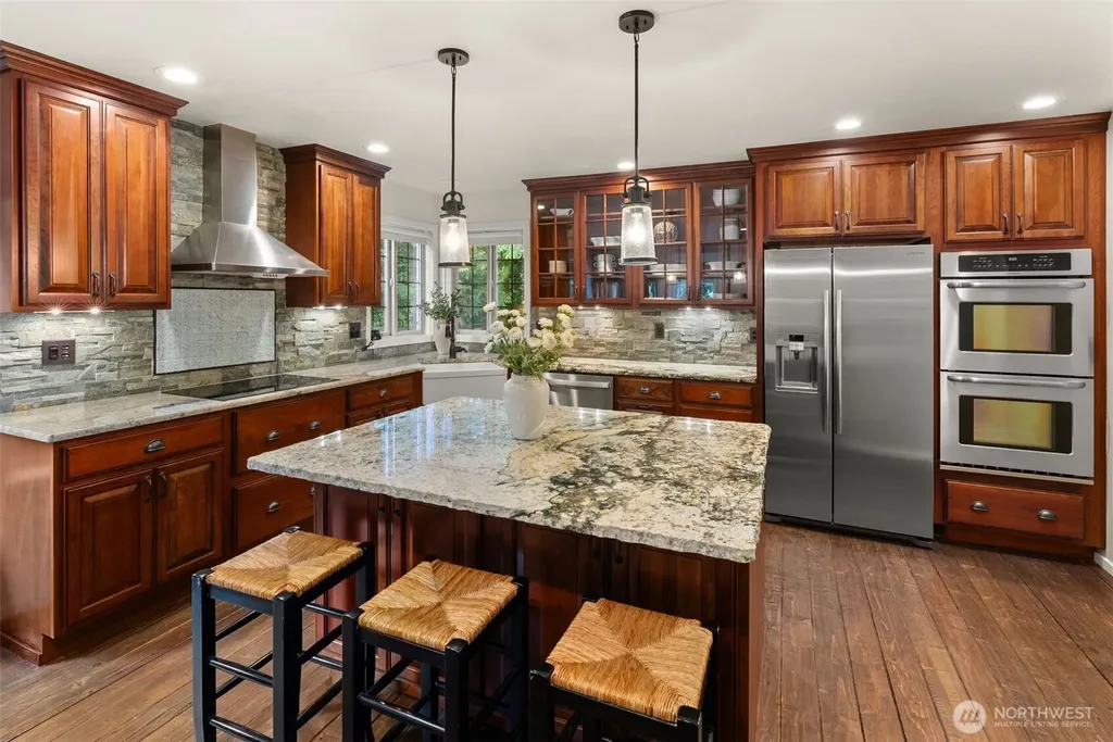 3627 Snug Harbor Road NE Olympia WA 98506