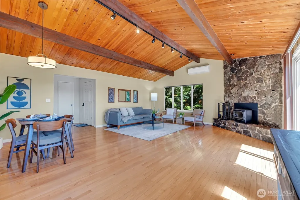 111 Gamble Lane Port Ludlow WA 98365
