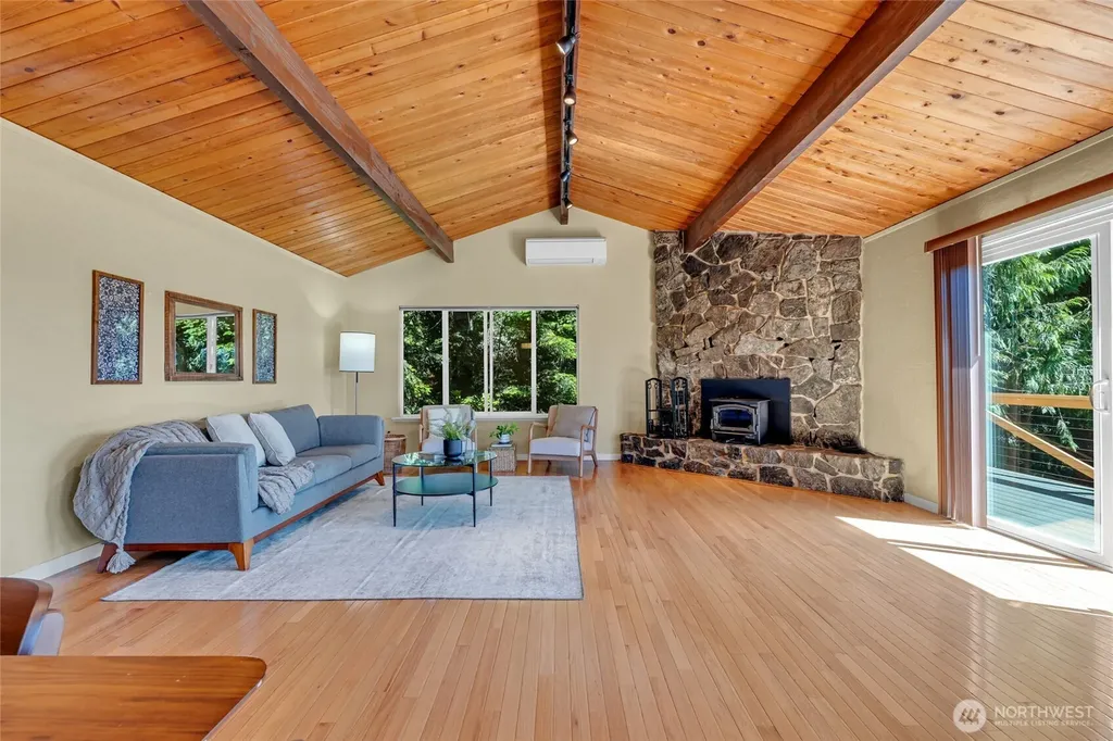 111 Gamble Lane Port Ludlow WA 98365