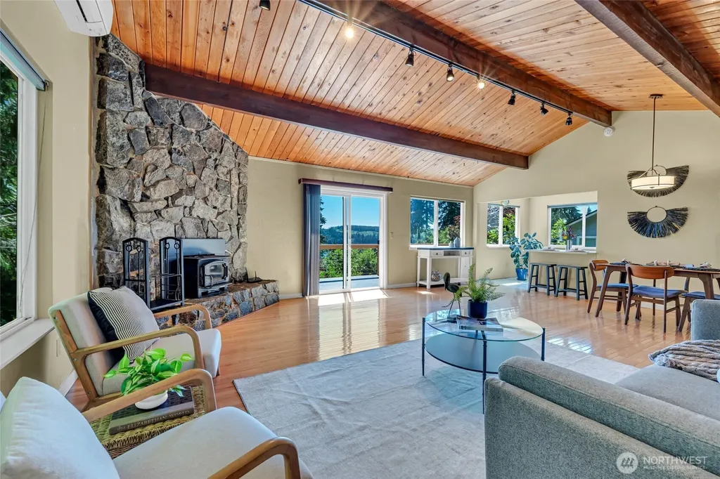 111 Gamble Lane Port Ludlow WA 98365