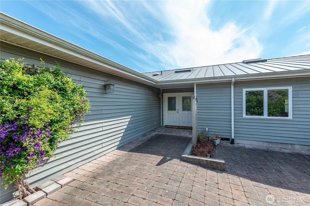 697 Olympic View Drive Coupeville WA 98239