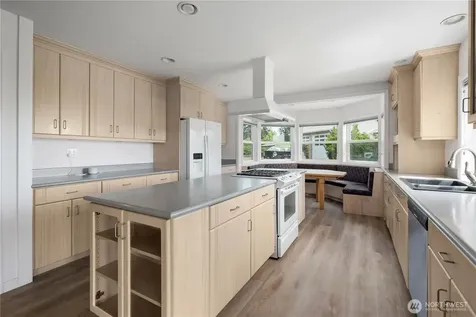 697 Olympic View Drive Coupeville WA 98239