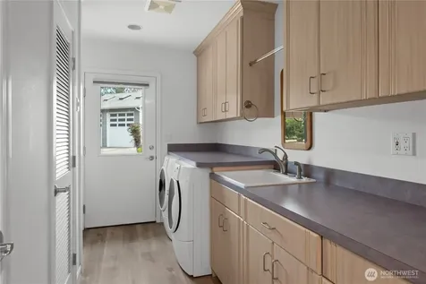 697 Olympic View Drive Coupeville WA 98239