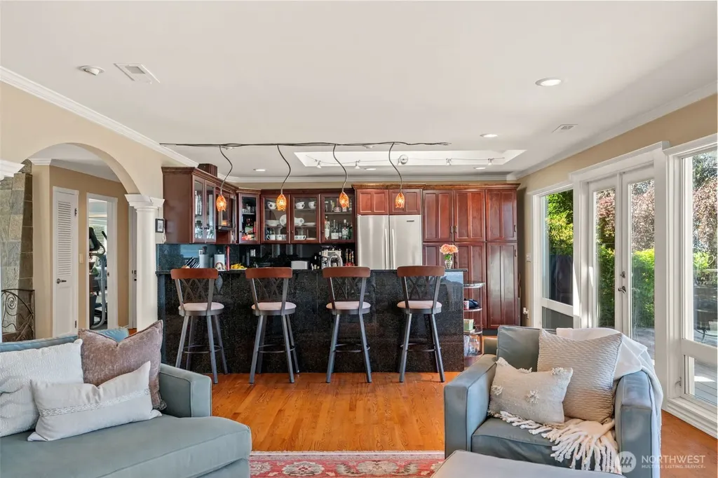 11912 Marine View Drive Edmonds WA 98026