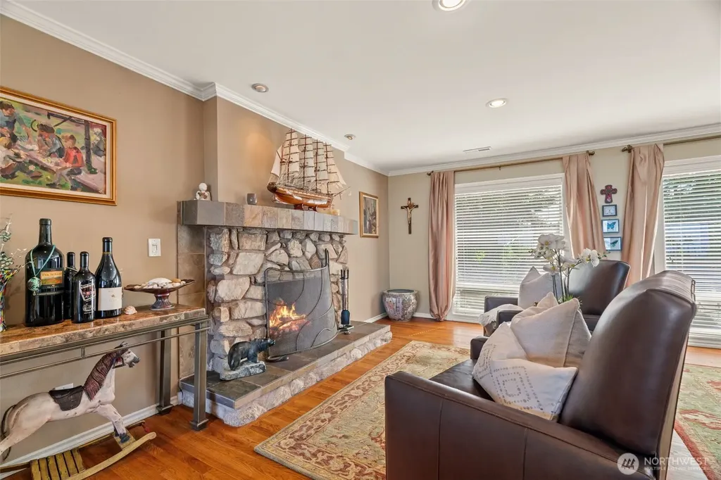 11912 Marine View Drive Edmonds WA 98026