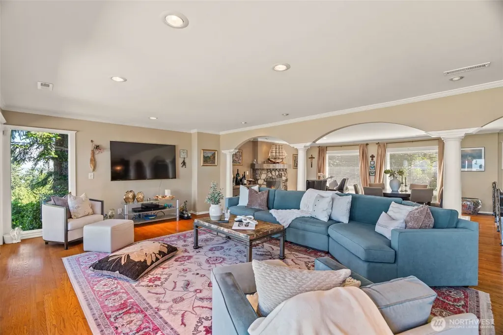 11912 Marine View Drive Edmonds WA 98026