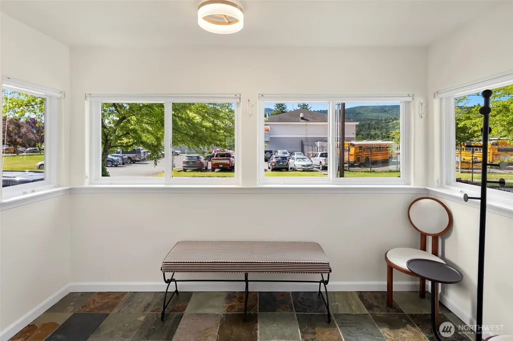 38376 SE Cedar Street Snoqualmie WA 98065