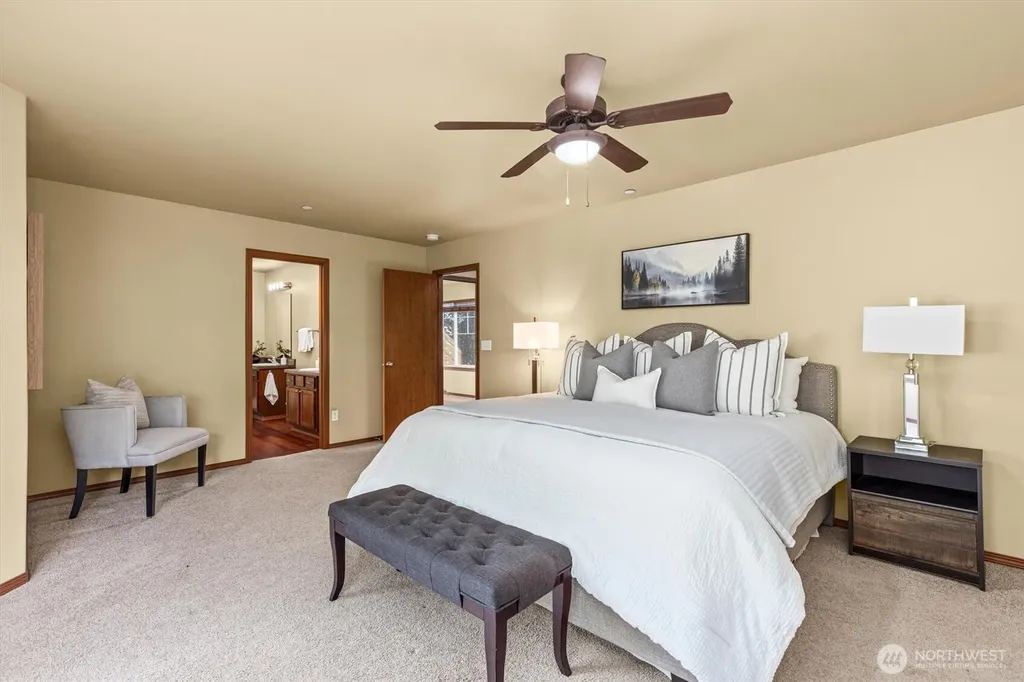 1190 Swan Loop Dupont WA 98327