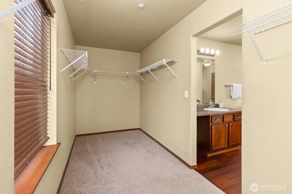1190 Swan Loop Dupont WA 98327