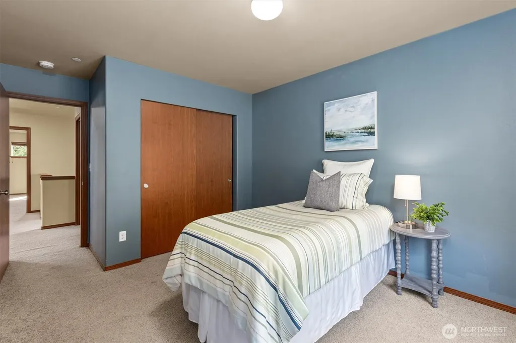 1190 Swan Loop Dupont WA 98327