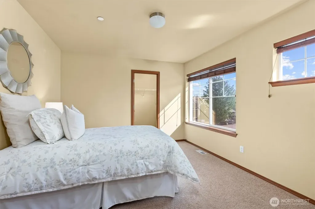 1190 Swan Loop Dupont WA 98327