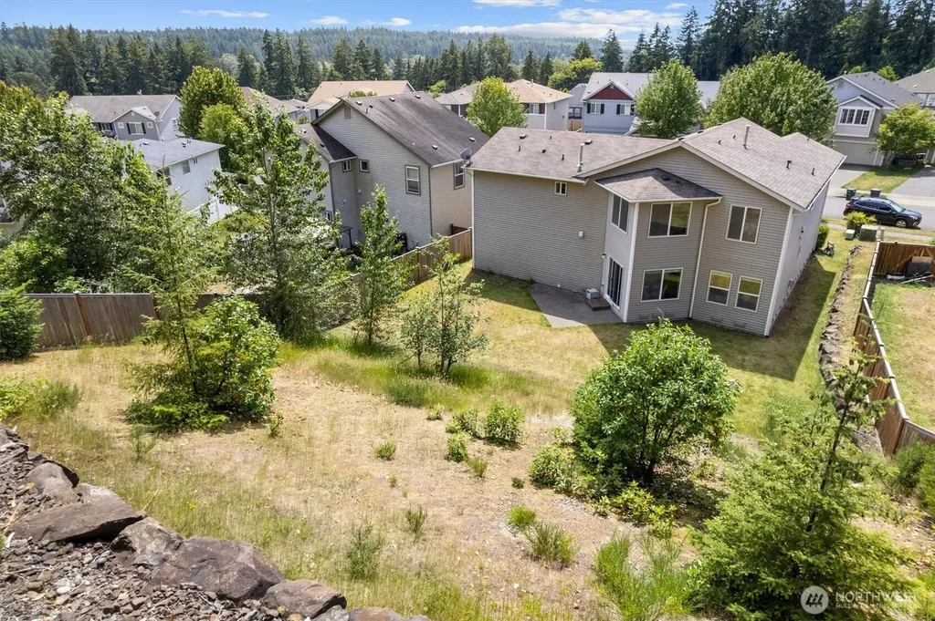 1190 Swan Loop Dupont WA 98327