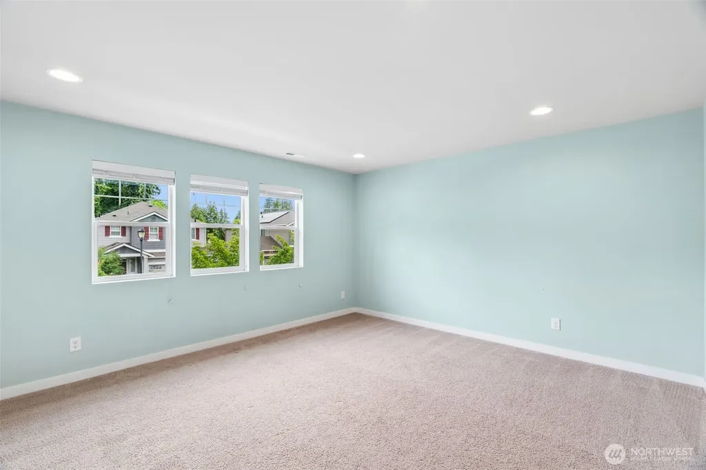 6813 Sweetgum Avenue NE Lacey WA 98516